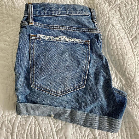 Abercrombie & Fitch Mid-rise Boyfriend Shorts - Picture 3 of 5